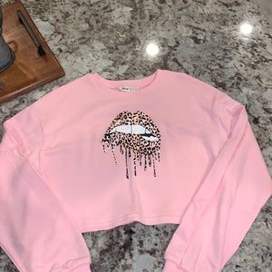 NWOT crop sweatshirt